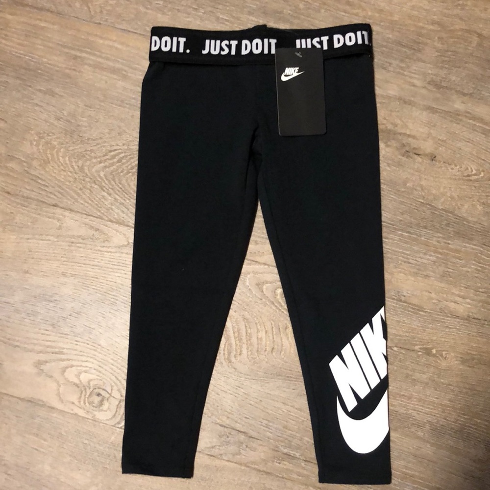 Brand🆕❤️❤️❤️ NIKE leggings